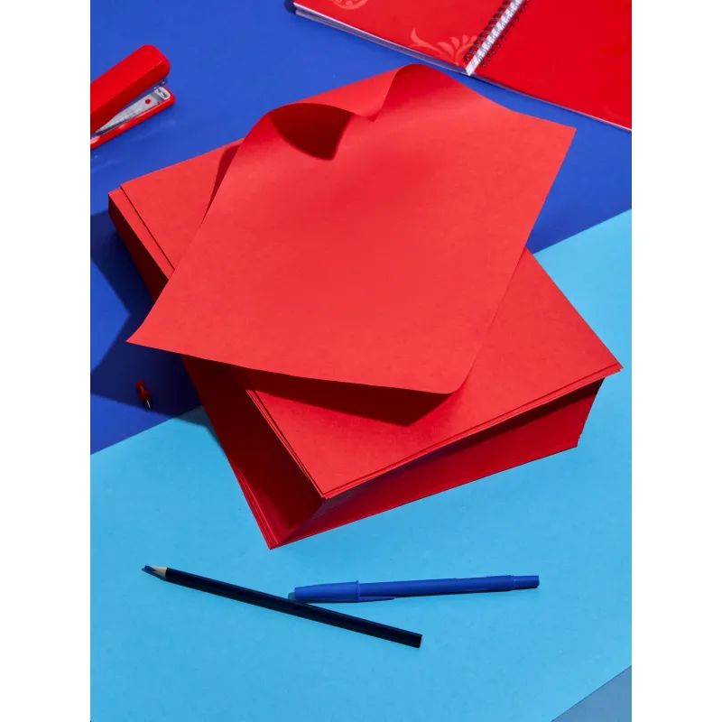 Бумага цветная Комус Color (красный интенсив), 80г, А4, 500 л.