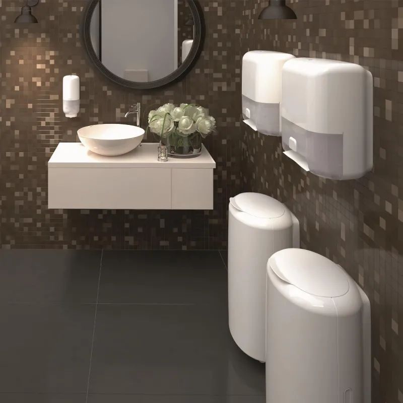 Диспенсер для полотенец в рулон Tork Matic H1 Intuition сенсор 551100 белый