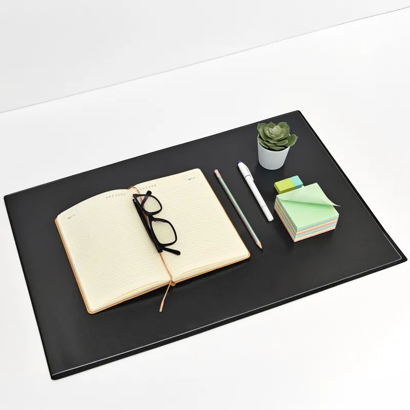 Коврик на стол Attache 38х59см черный с прозрачным листом