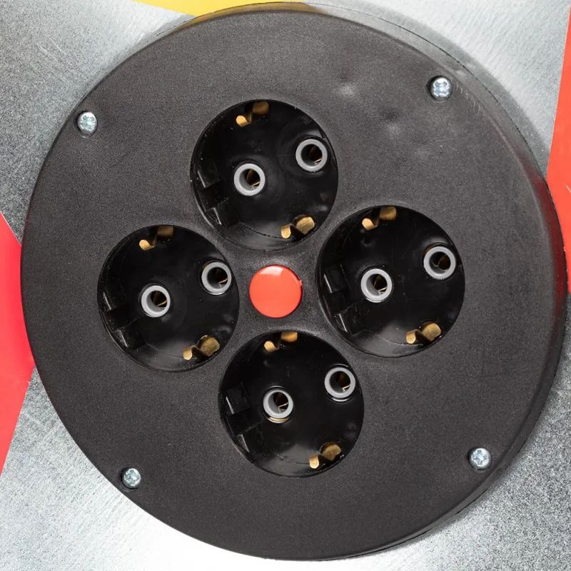 Удлинитель 30 м метал. катушка LUX КГ 3x1.5кв.мм,16А, 4 розетки с з/к44130