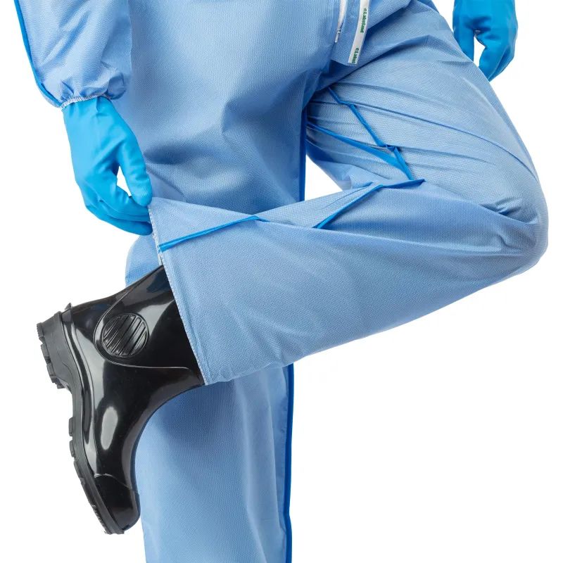 Комбинезон одноразовый защитный с капюшоном SafeGard76 синий р-р L (ESB428)