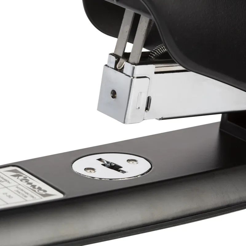 Степлер КОМУС 1159 (N23) до 100 лист. закрытое плоское сшивание черный