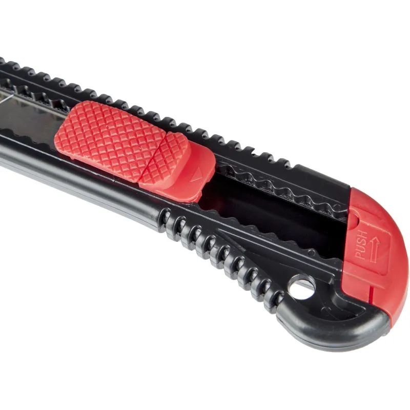 Нож канцелярский 18мм Attache чёрный, цв. фиксатора в ассорт.