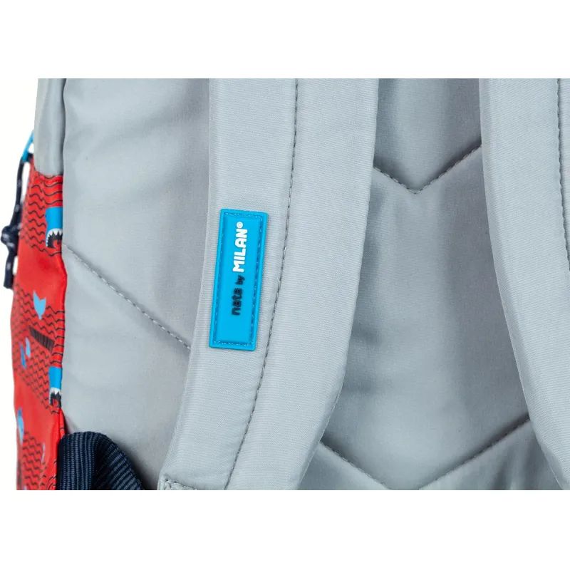 Рюкзак школьный Milan Shark Attack красно-серый, 41х30х18 см,624605SRT