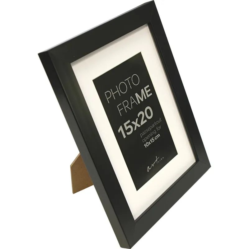 Рамка пластиковая с паспарту Gloria Black 15x20 37