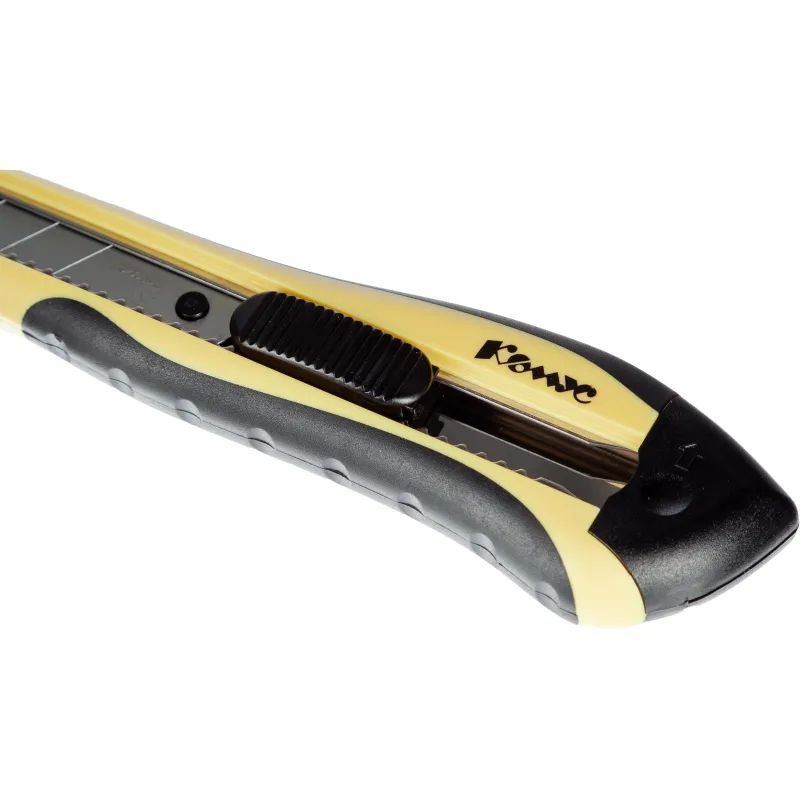 Нож канцелярский 18 мм КОМУС , с фиксатором, мет.направл.цв. в ассорт.