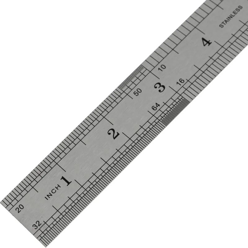 Линейка металлическая 20 см Attache