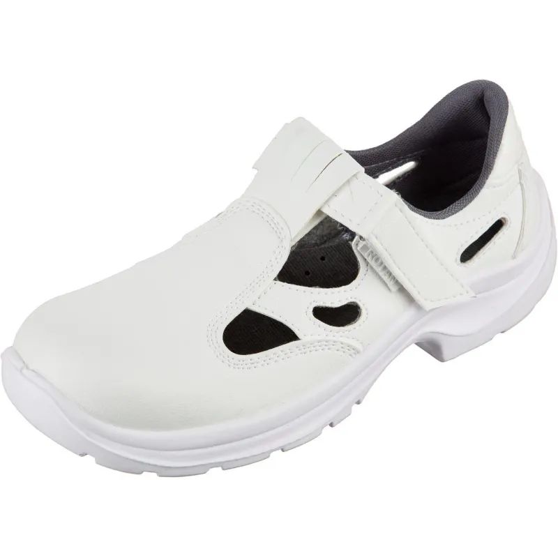 Полуботинки с перфорацией Brener мет.нос 06112/1С белые (р.40)