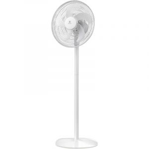 Вентилятор напольный Electrolux  EFF - 1005,напол/настольн,Управ.мех,цв.бел